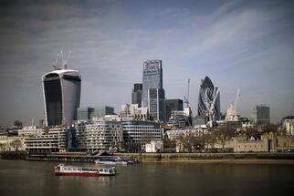 London Skyline Planner Sees Empty Luxury Homes Hurting City
