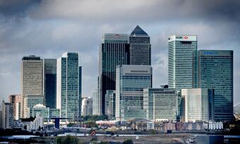 Qatar bids £2.6bn for Canary Wharf