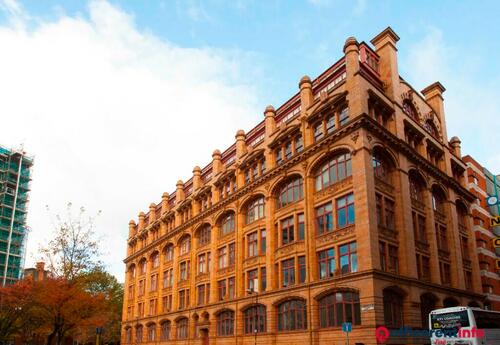 Offices to let in Canada House