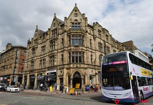 Offices to let in Queens Chambers