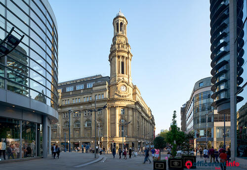 Offices to let in Royal Exchange