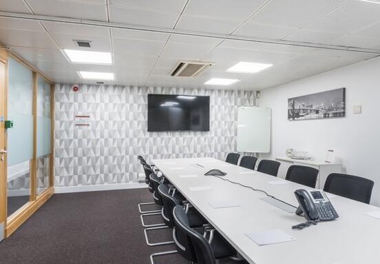 Meeting room for rent on 100 West George Street, G2 1PP Glasgow